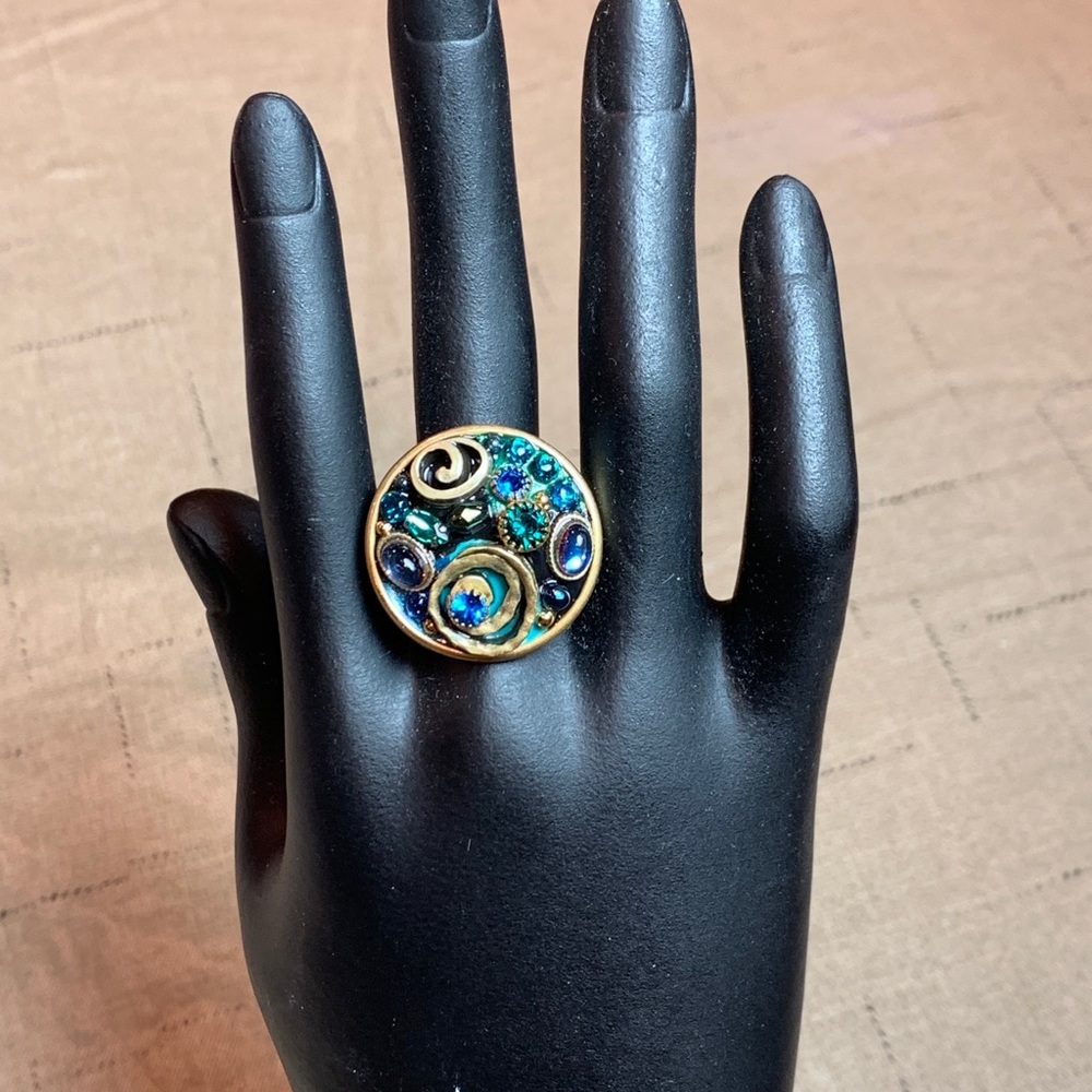 Round Emerald & Blue Swirl Adjustable Ring